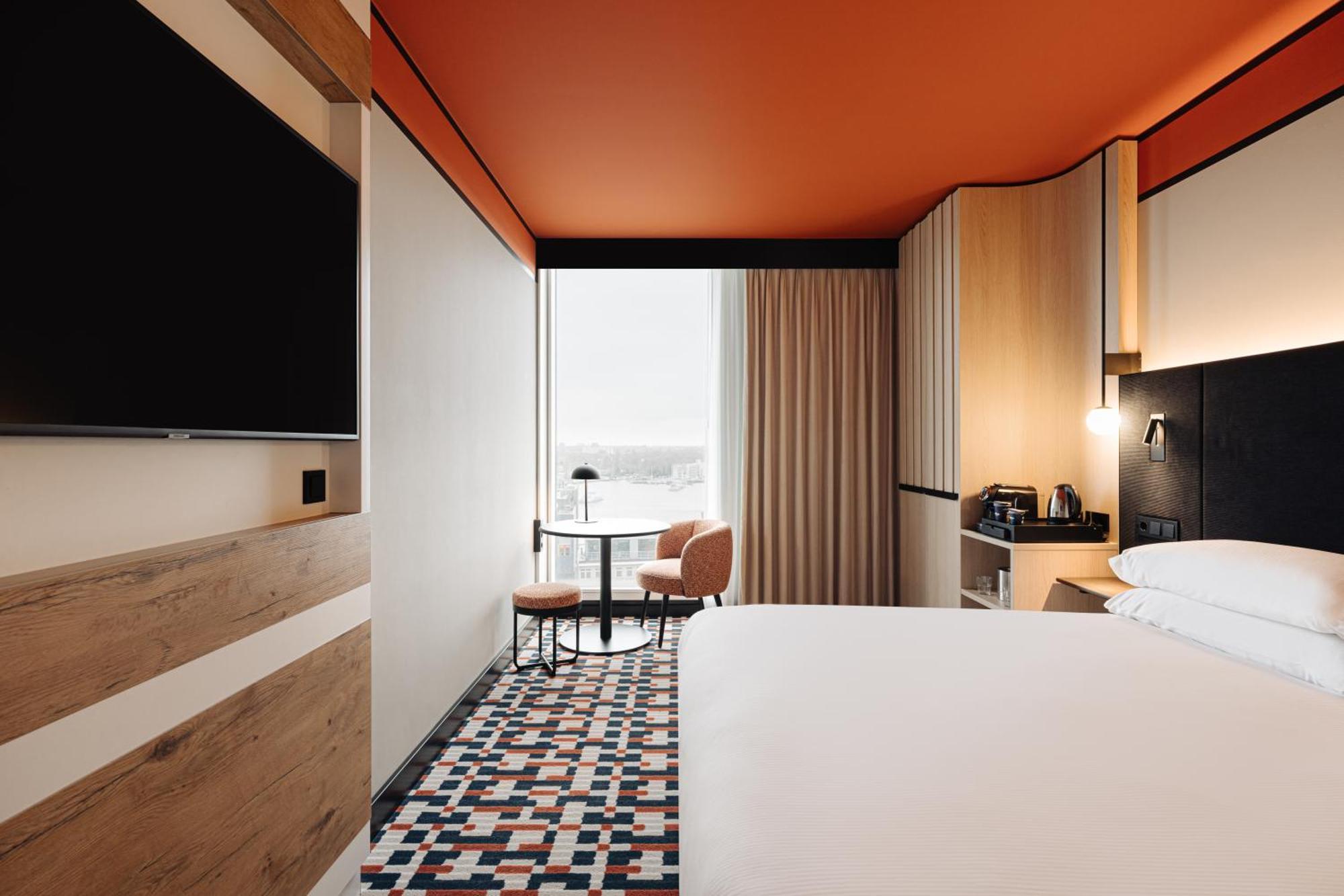 Hotel Doubletree By Hilton Amsterdam Centraal Station Esterno foto