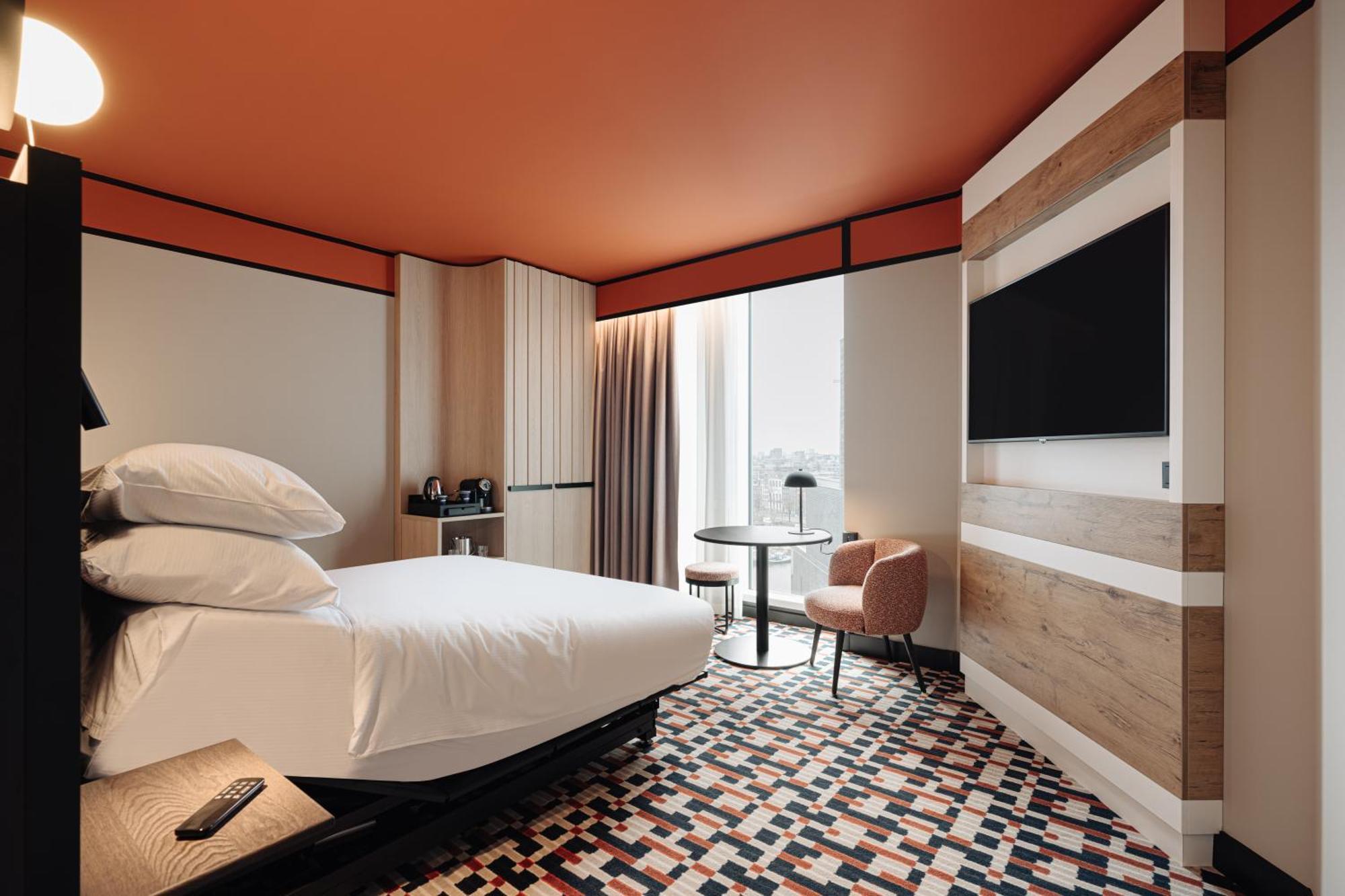 Hotel Doubletree By Hilton Amsterdam Centraal Station Esterno foto