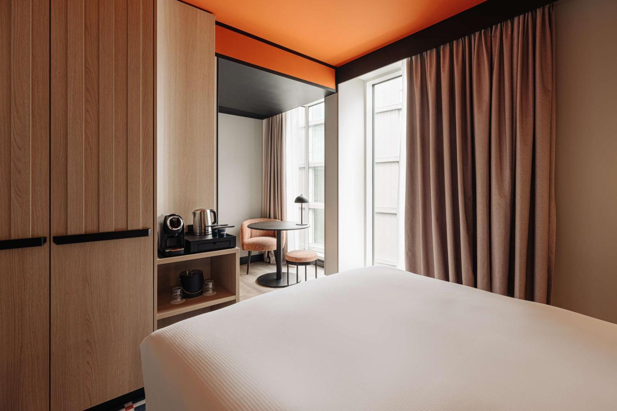 Hotel Doubletree By Hilton Amsterdam Centraal Station Esterno foto